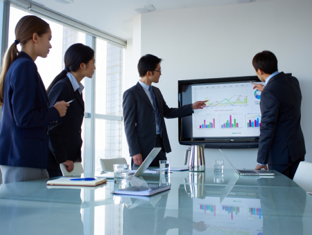 The 2025 Financial Controller Hiring Calendar: When to Start Looking and Why