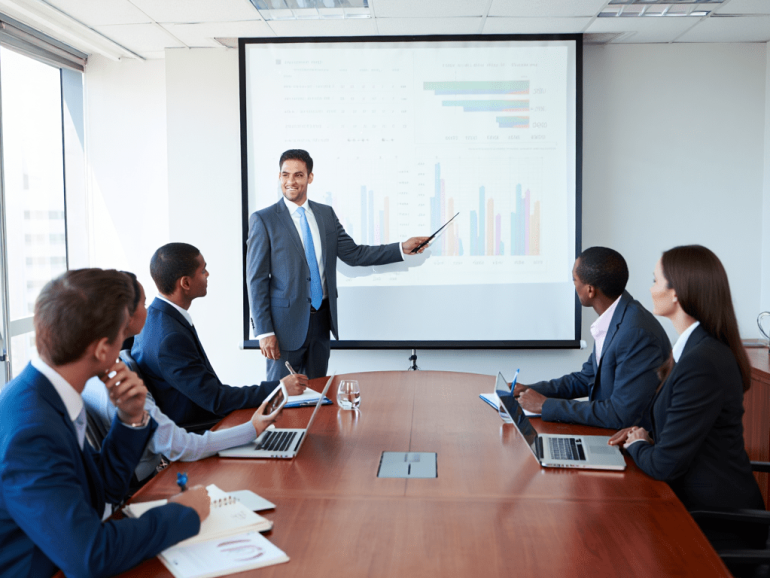 The Critical Role of a Financial Controller in Fast-Growing Startups: Why Timing is Everything