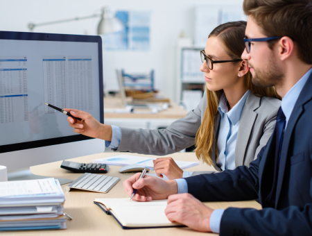 Financial Accountant vs. Management Accountant: Key Differences and Career Paths