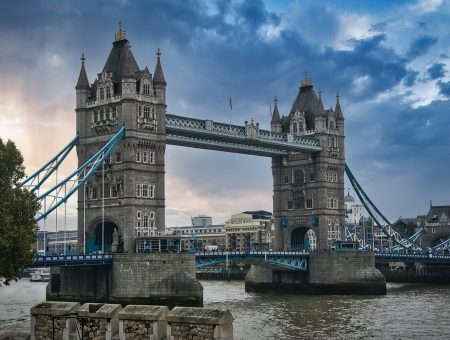 The Recruitment Timeline: How Long Does It Take to Hire a Financial Controller?