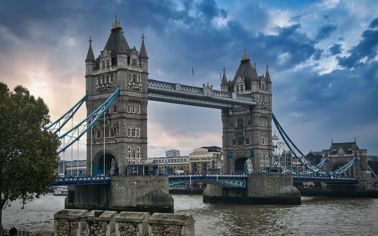 The Recruitment Timeline: How Long Does It Take to Hire a Financial Controller?