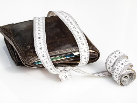 Failure-Proofing Your Side Hustle: Cash Flow Strategies Inspired by Startup Pitfalls