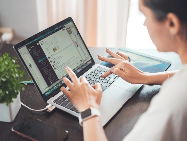 Real-Time Dashboards: Making the Financial Controller’s Job Easier