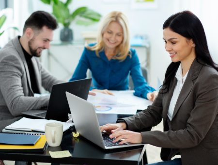 Why Cross-Generational Boards Make Better Decisions