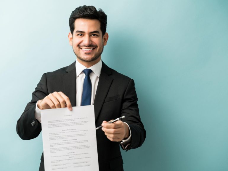 How Financial Controllers Build Reporting Discipline in Growing Firms