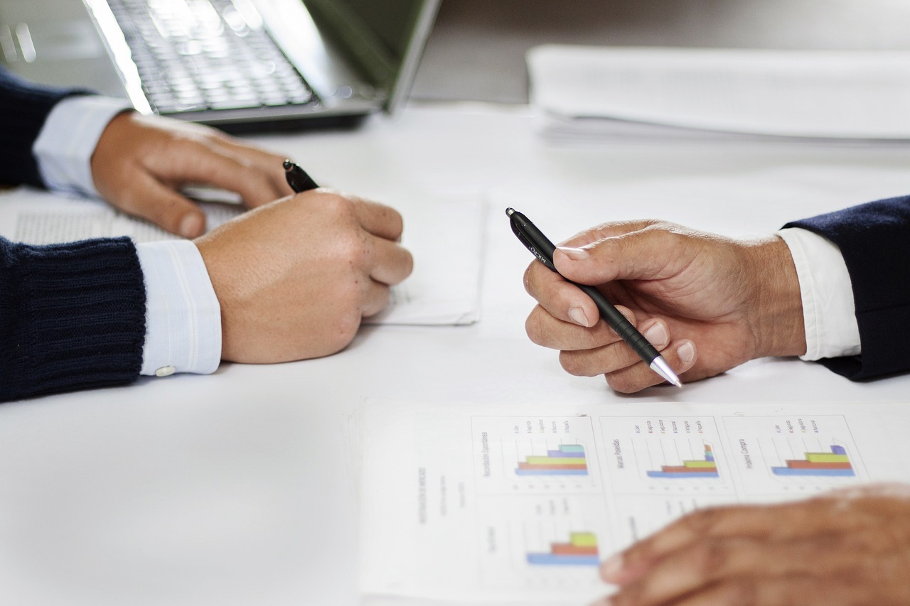 Why Your Financial Controller Search Has Stalled